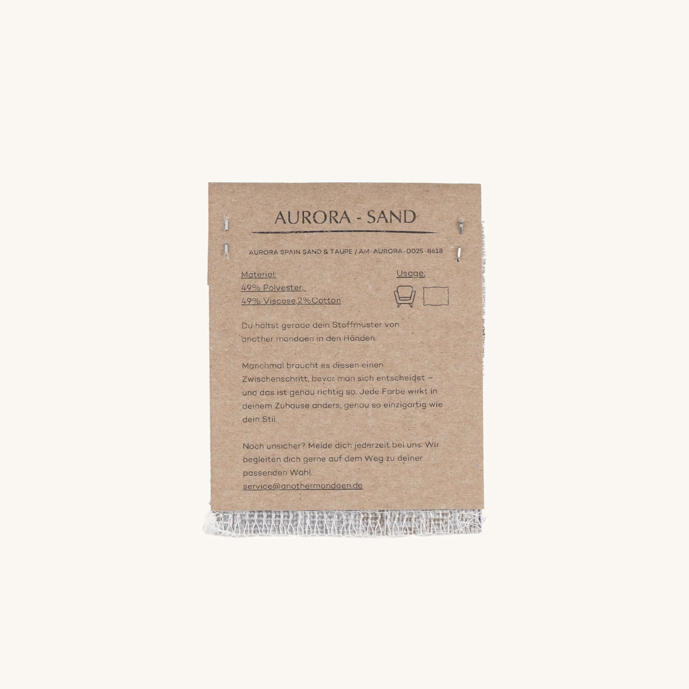 Rückseite des Aurora Stoffmusters in Beige von another mondaen mit Materialinformationen
