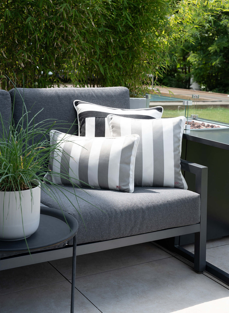 Erich Outdoor – Classic Striped – Stone