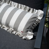 Erich Outdoor – Ruffled Charm – Stone – Rechteckiges Design Kissen