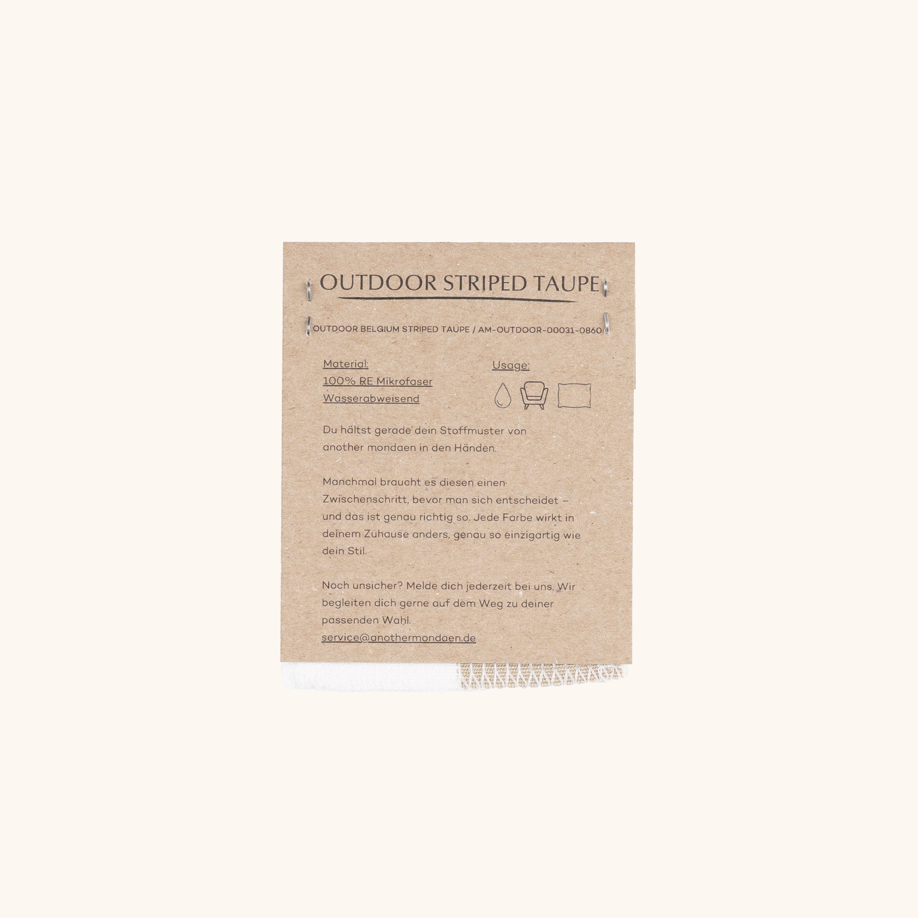 Rückseite des Outdoor Stoffmusters taupe gestreift von another mondaen mit Materialangaben – Stoffprobe aus wasserabweisender Mikrofaser für Outdoor-Kissen.