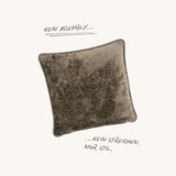 Albers Monochrom Teddy Olive Kissen Square