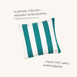 Outdoor Zierkissen Classic Stripes in Forest Grün und Weiß von another mondaen mit wetterfestem Stoff für Terrasse, Balkon und Garten