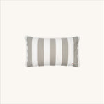 another mondaen Outdoor Kissen Classic Striped stone rechteckig – gestreiftes Designkissen für Terrasse und Garten