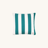 Detail des Outdoor Kissens Classic Striped Forest – wetterbeständiger Stoff mit gestreiftem Muster