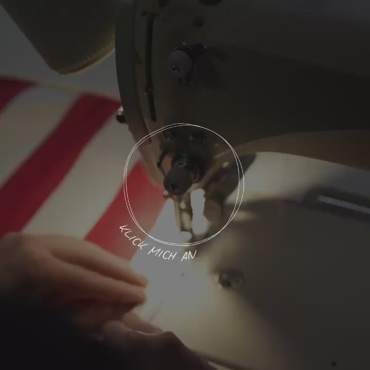 Herstellung eines another mondaen Outdoor Kissens – Einblick in die Produktion der VACANCES Kollektion im Atelier